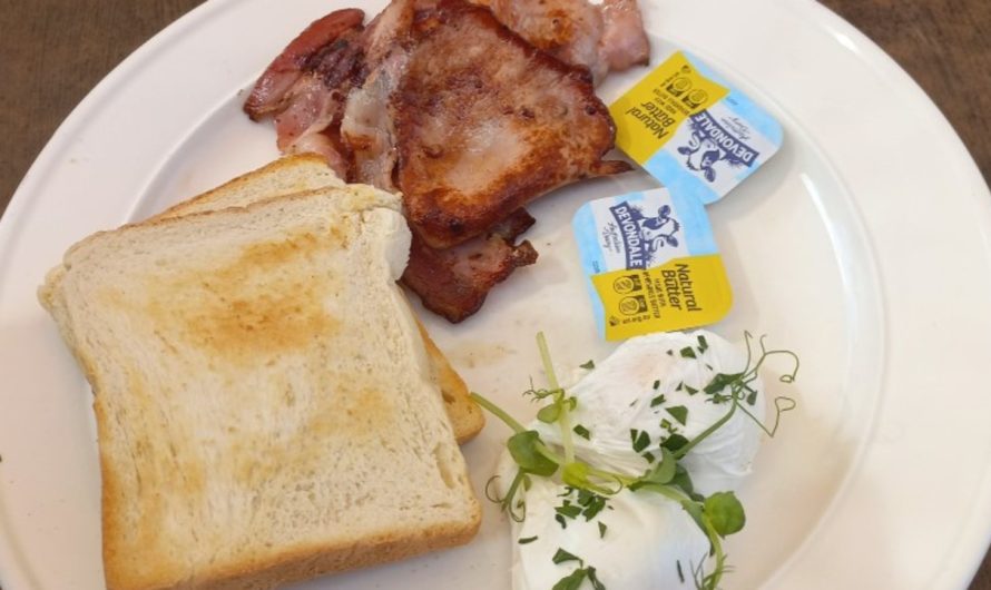 Value of dwelling disaster: Image of eggs and toast from cafe in Australia sparks outrage
