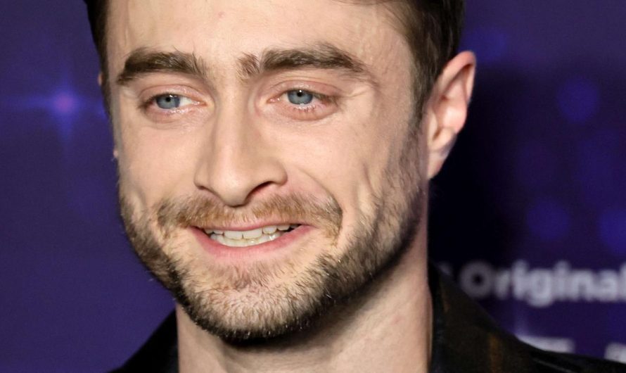 Daniel Radcliffe breaks silence on feud with JK Rowling